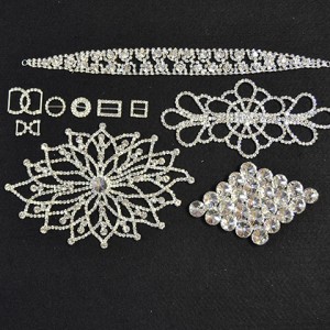 Diamantes Motives and Buckles